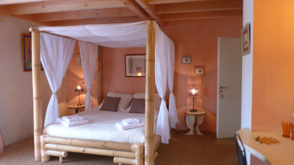 Bed and Breakfast Bout De Cote Lacam-d'Ourcet Экстерьер фото